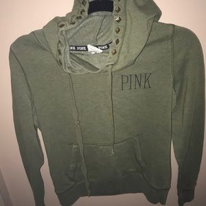 worn quite a bit but still is in good shape 👍